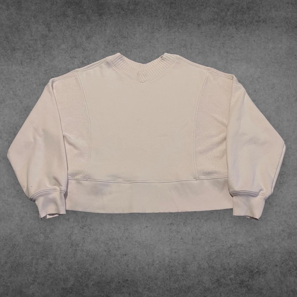Aerie Cream Crewneck Sweatshirt Womens Medium Cropped Long Sleeve Streetwear Top